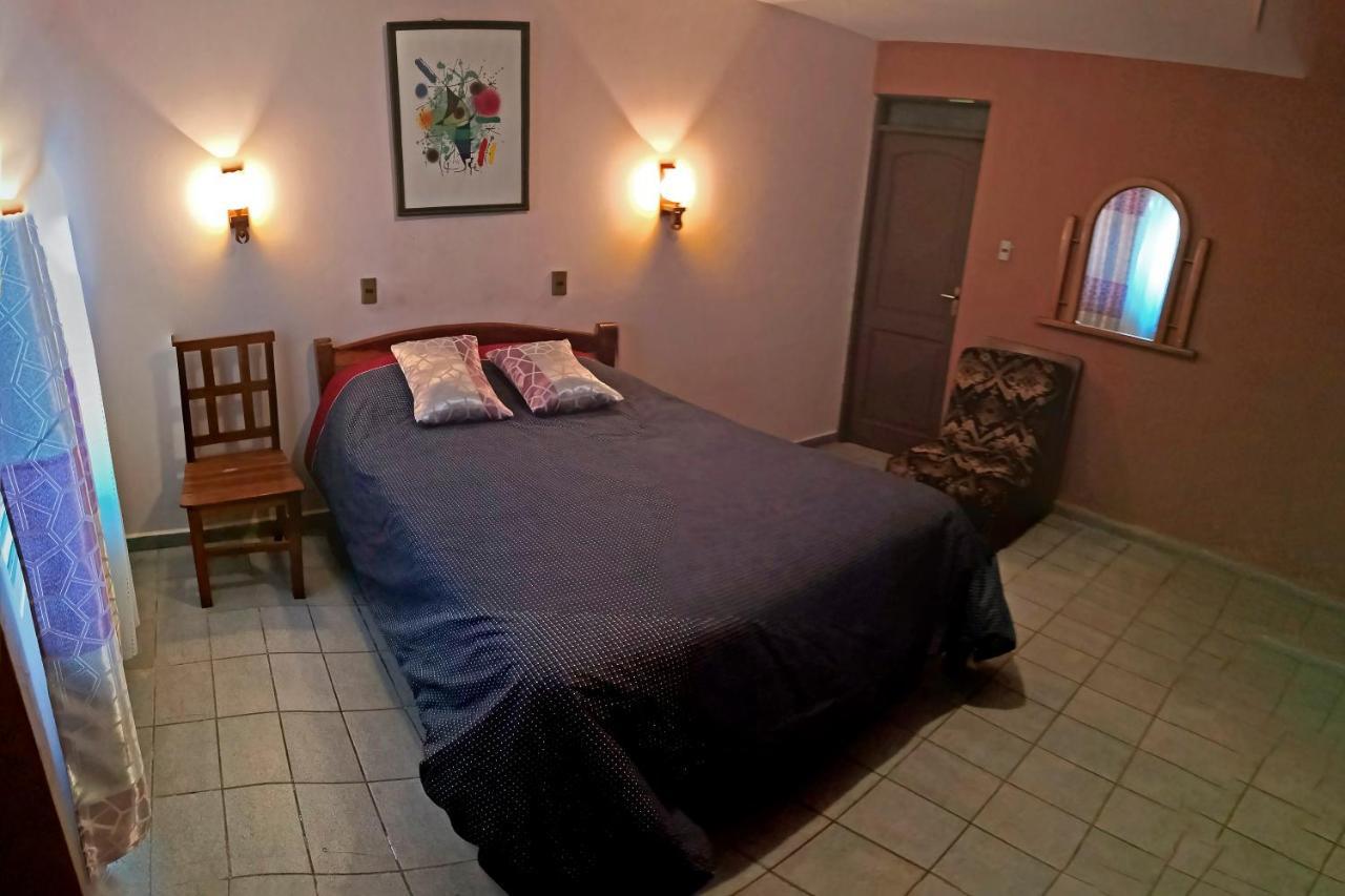 Casa Discreta Bed & Breakfast Cochabamba Exterior foto