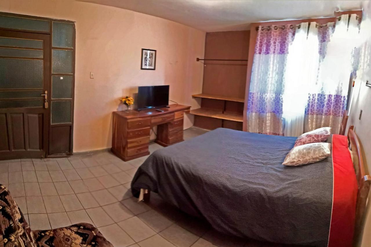 Casa Discreta Bed & Breakfast Cochabamba Exterior foto