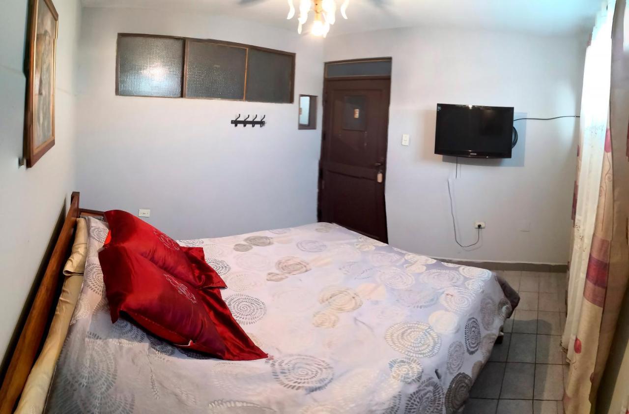 Casa Discreta Bed & Breakfast Cochabamba Exterior foto