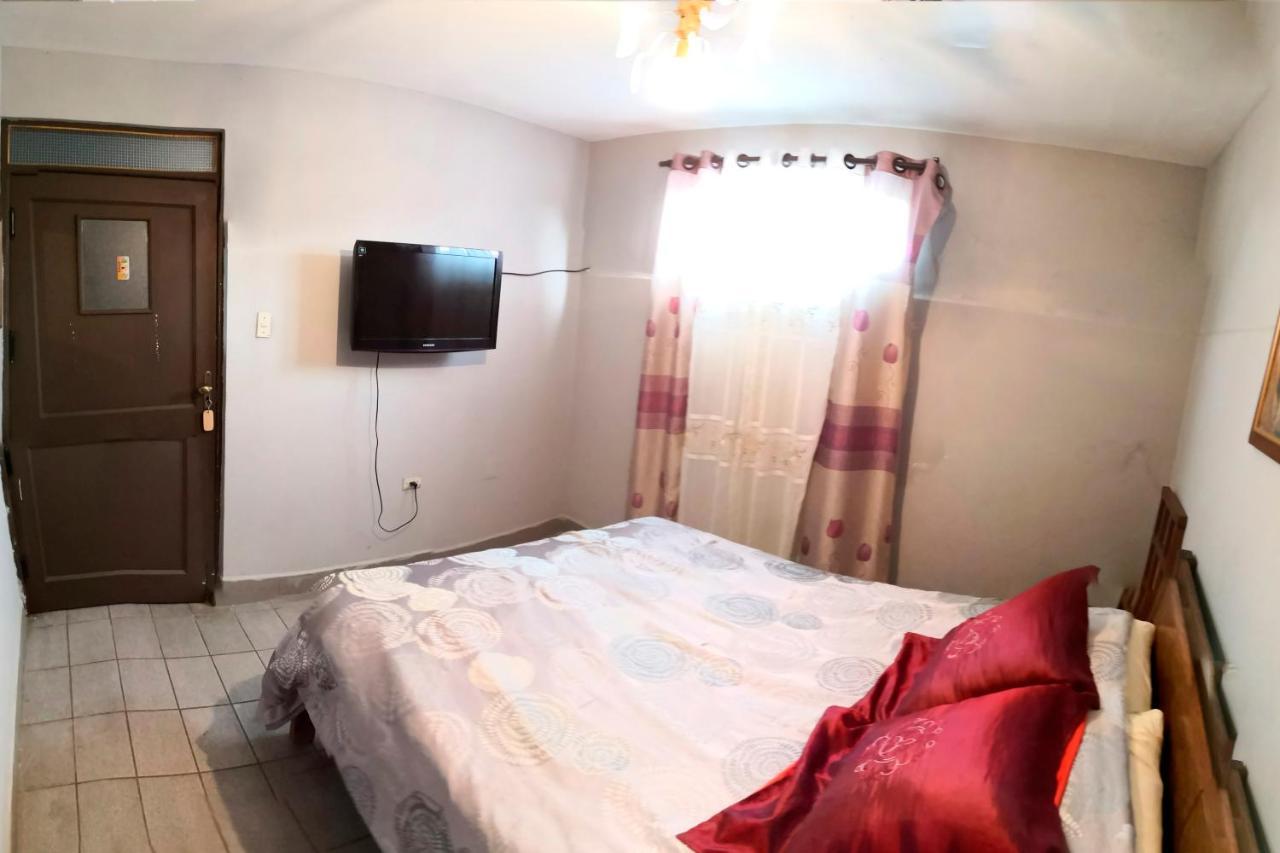 Casa Discreta Bed & Breakfast Cochabamba Exterior foto